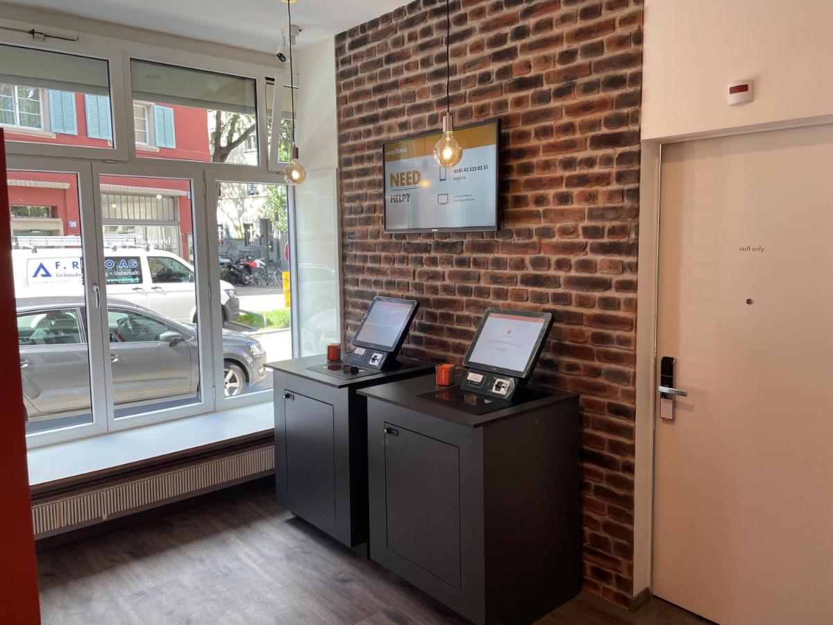 Easyhotel Zuerich Limmatplatz ภายนอก รูปภาพ