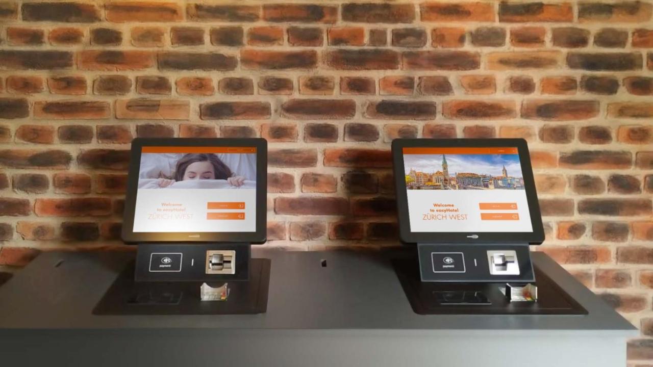 Easyhotel Zuerich Limmatplatz ภายนอก รูปภาพ
